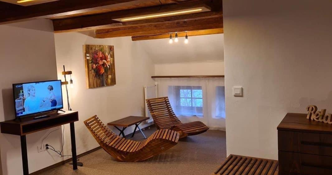 Wellness Hotel Svachovka Mirkovice Екстер'єр фото