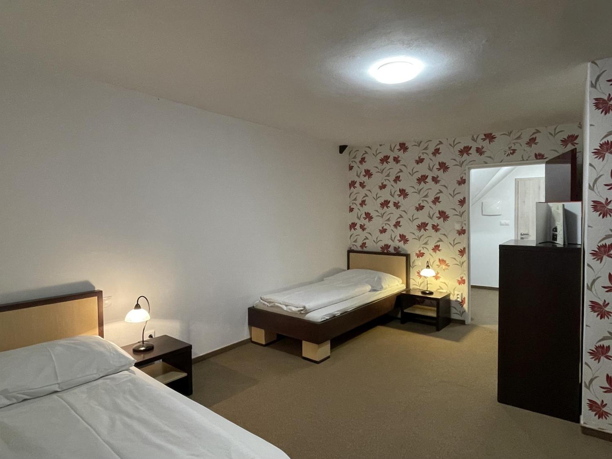 Wellness Hotel Svachovka Mirkovice Екстер'єр фото